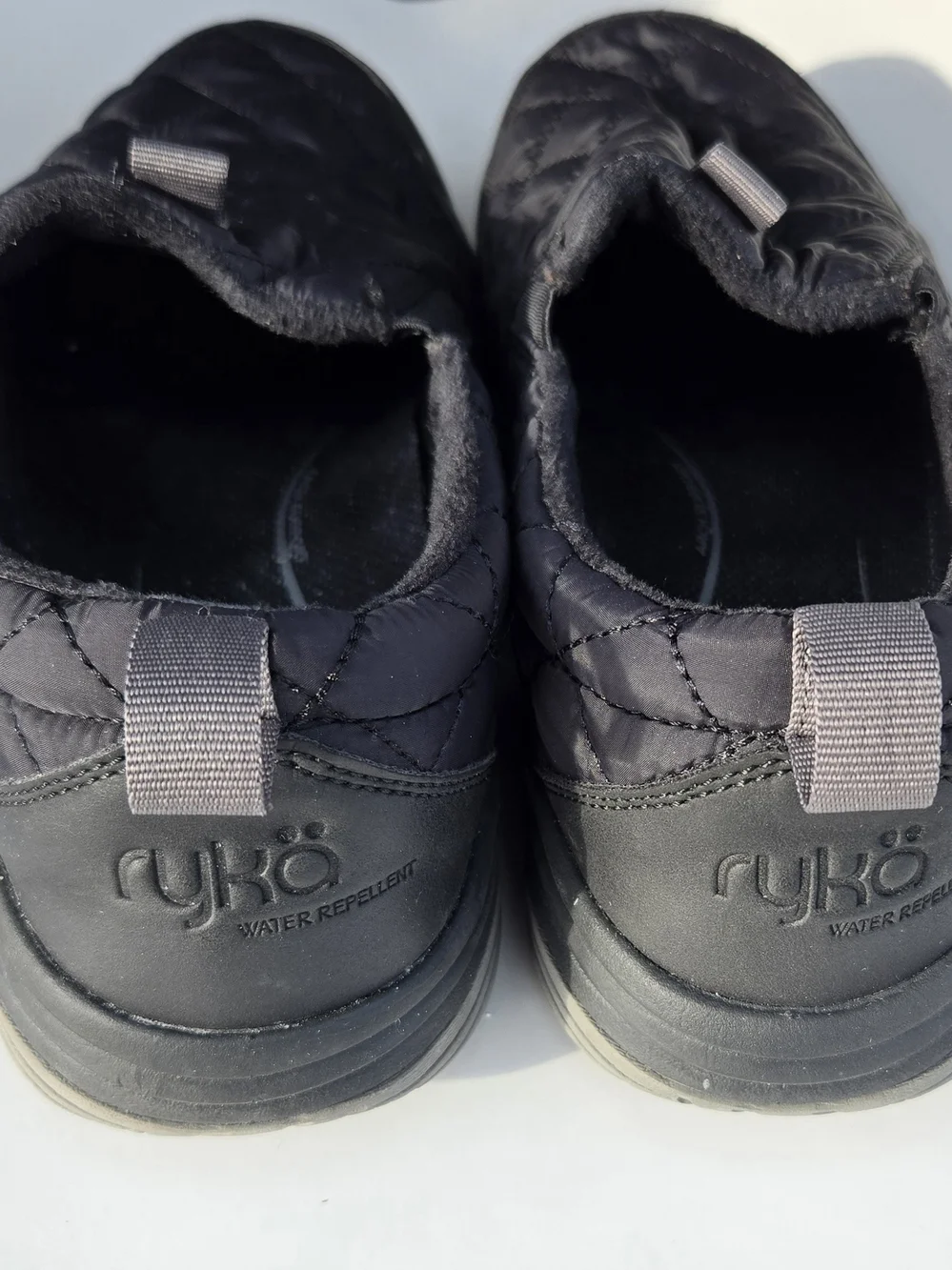 Ryka Black Quilted Slip On Walking Shoes Sz 9.5 W Wide Water Repellent Ava